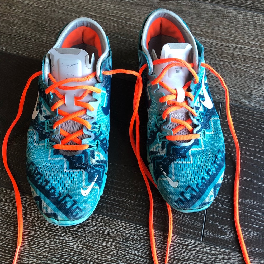 Nike shoes for women size 9